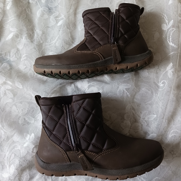 Eastland snowboots 8M womens little wear - Picture 7 of 9